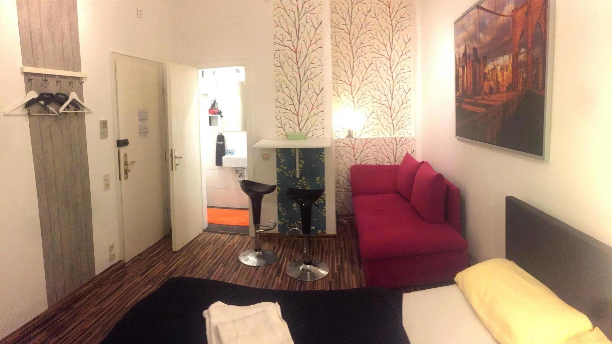 Feldhouse Apartment *